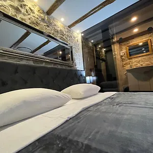 Tequila (adults Only) Apartment Zadar